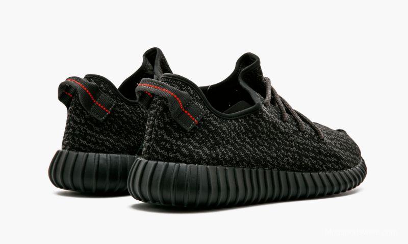 Yeezy Boost 350 Pirate Black MEN